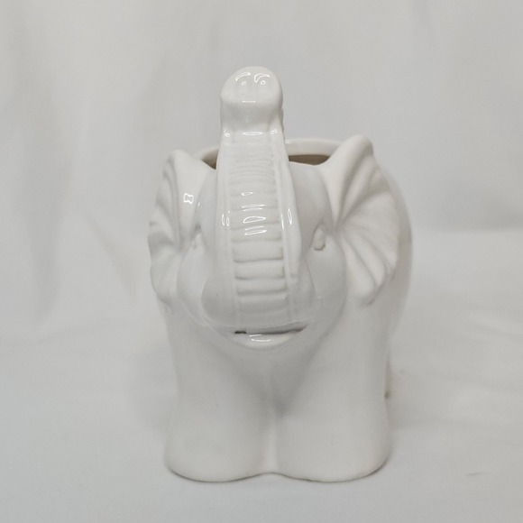 Ceramic Small Elephant Planter White *Trunk Up* 5"x6.5" Good Luck Succulent‎ - Picture 3 of 7